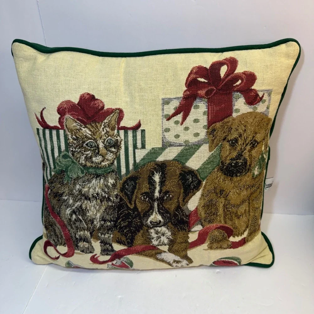 Riverdale Christmas Tapestry Pillow Cat Dogs Puppies Holiday Decor USA Made 17in